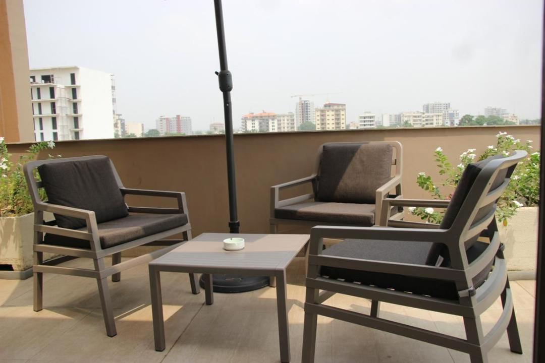Roots Hotel Apartments Abican Dış mekan fotoğraf