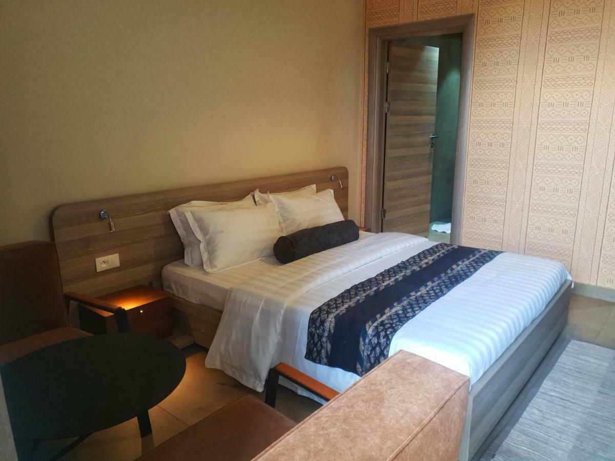 Roots Hotel Apartments Abican Dış mekan fotoğraf